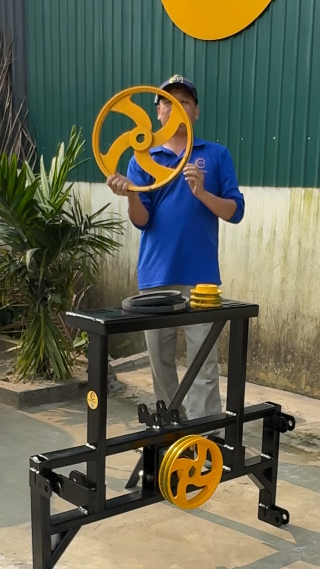 Puly lớn chạy củ phát điện vòng tua 1500vp